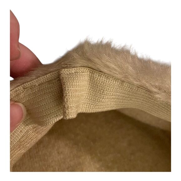 Vintage 70s/80s beige buff faux fur pillbox hat cozycore maximalist quiet luxury main image 7